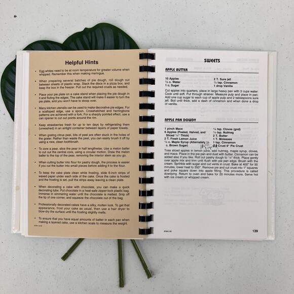 The Camouflage Cookbook Hardcover Spiral Bound Chef Eldon McElroy 2005 Wild Game - Picture 7 of 11